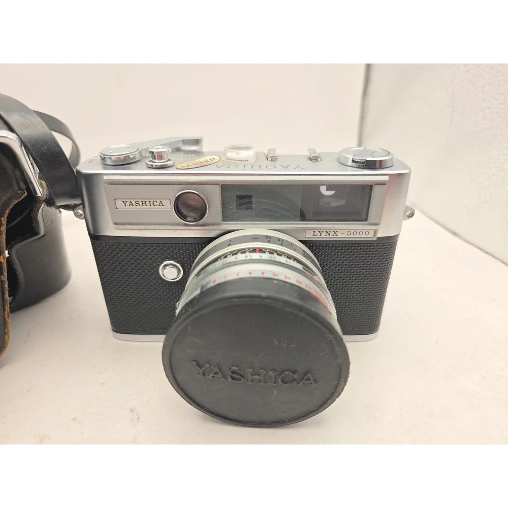 Yashica Lynx-5000 35mm Film Camera 45mm F1.8 & Case Partially Tested See NOTES